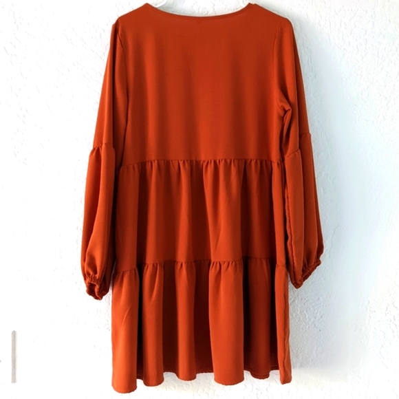 Orange dress - Picture 5 of 7